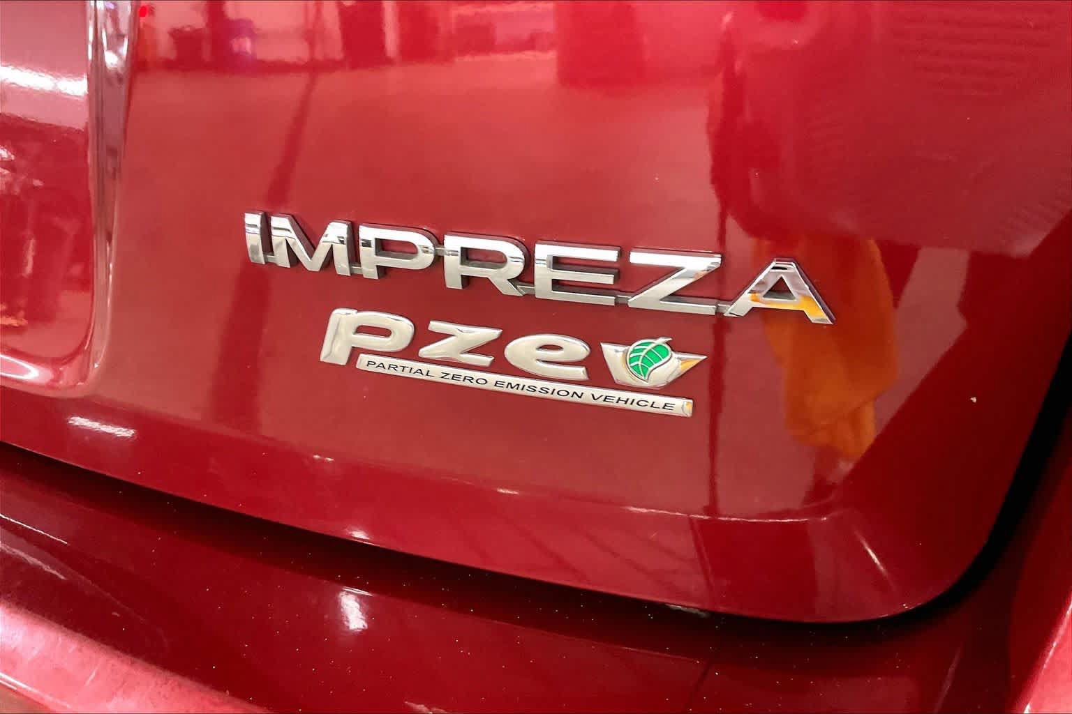 Used 2017 Subaru Impreza 2.0i Premium AWD/4WD image 10
