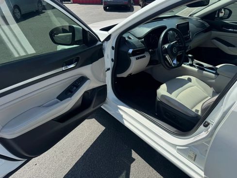 Used 2019 Nissan Altima 2.5 SV FWD image 20