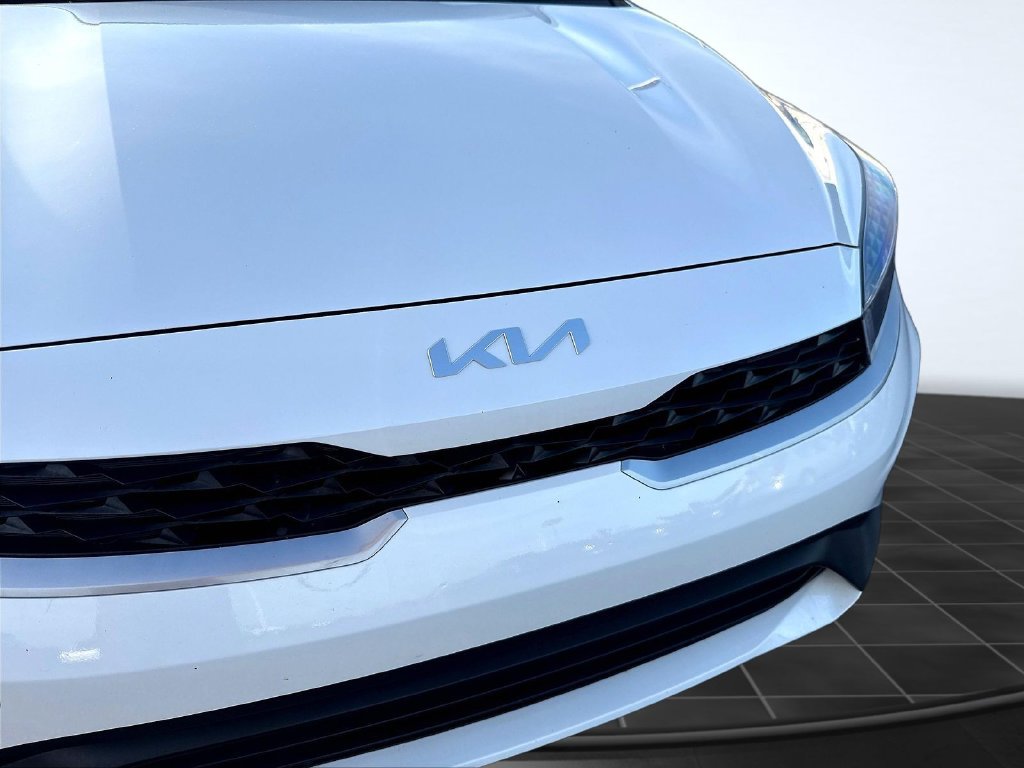 Used 2023 Kia Forte LXS FWD image 40