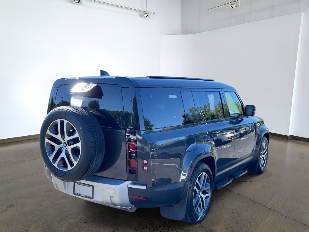Used 2025 Land Rover Defender 130 S AWD/4WD image 4