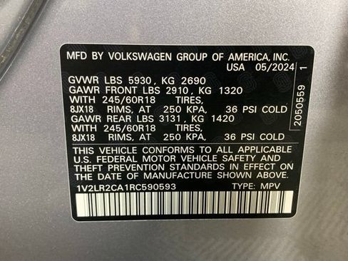 Used 2024 Volkswagen Atlas SE AWD/4WD image 42