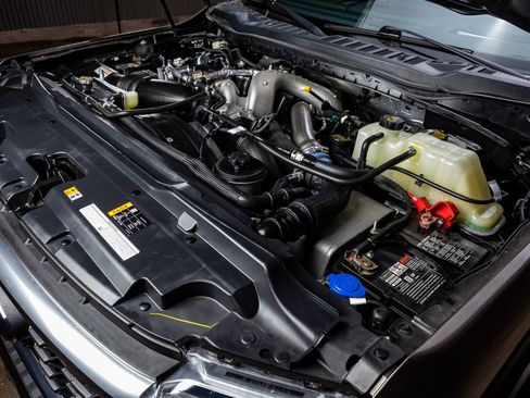 Used 2023 Ford F450 Lariat w/ Lariat Ultimate Package image 40