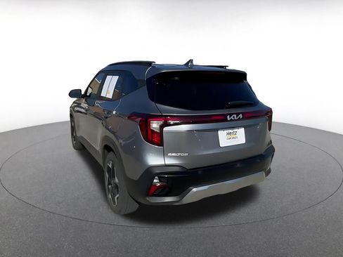 Used 2025 Kia Seltos S image 11