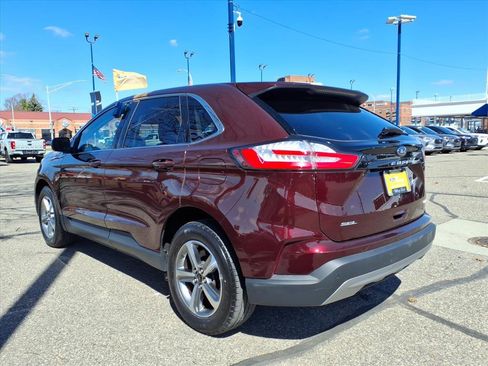 Used 2023 Ford Edge SEL w/ Convenience Package image 9