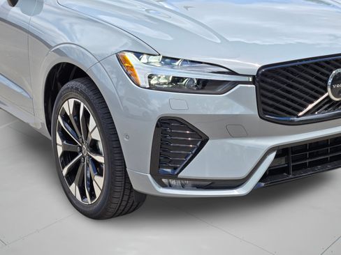 Certified 2026 Volvo XC60 B5 Plus w/ Protection Package Premier AWD/4WD image 33