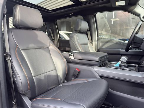 New 2025 Ford F150 Lariat w/ Equipment Group 502A High image 35