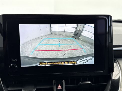 Used 2023 Toyota Corolla Cross LE image 26