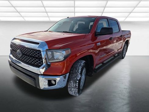 Used 2018 Toyota Tundra SR5 w/ SR5 Upgrade Package image 3