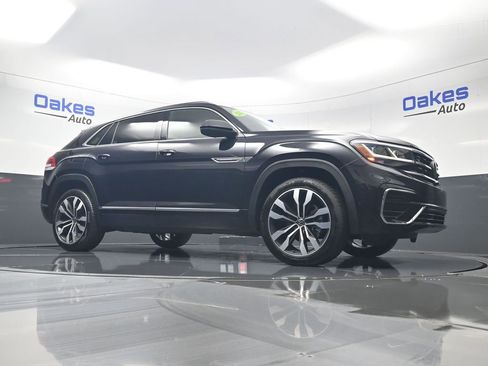 Used 2022 Volkswagen Atlas Cross Sport SEL Premium R-Line AWD/4WD image 41