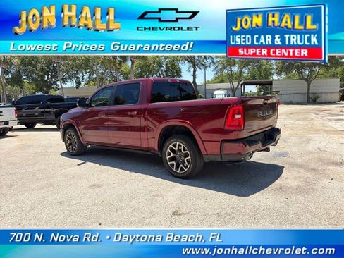 Used 2025 RAM 1500 Laramie AWD/4WD image 8