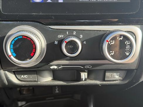 Used 2019 Honda Fit EX image 22