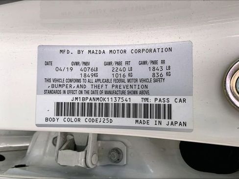 Used 2019 MAZDA MAZDA3 Hatchback w/ Premium Package image 31