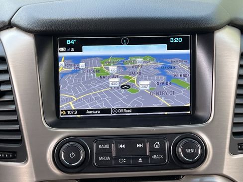 Used 2019 GMC Yukon Denali w/ Denali Ultimate Package AWD/4WD image 19