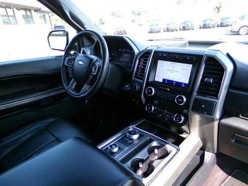 Used 2020 Ford Expedition XLT AWD/4WD image 46