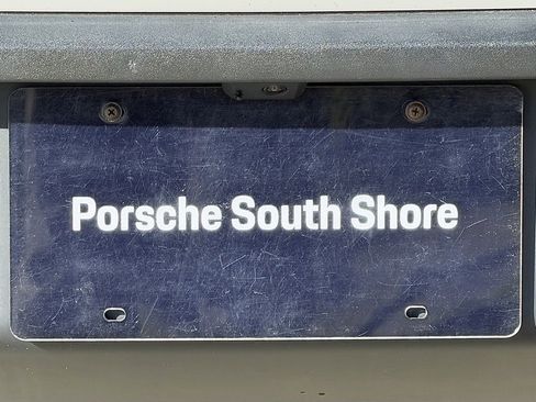 Certified 2024 Porsche Macan image 27