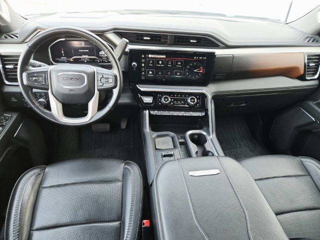 Used 2024 GMC Sierra 2500 Denali w/ Denali Reserve Package AWD/4WD image 7