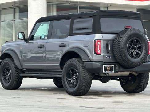 Used 2023 Ford Bronco Wildtrak image 4