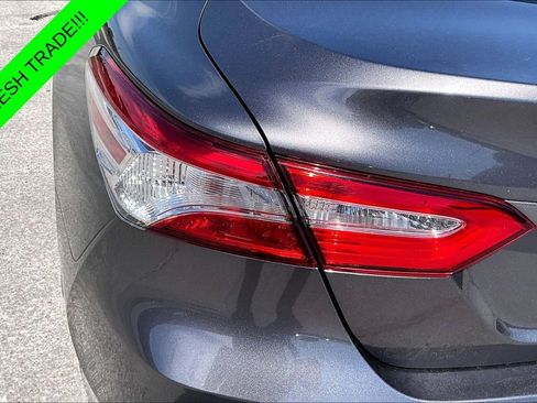 Used 2020 Toyota Camry LE FWD image 23