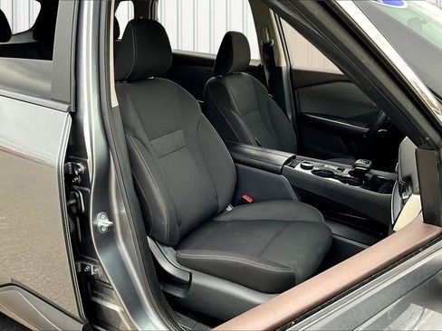 Used 2023 Nissan Rogue S image 26