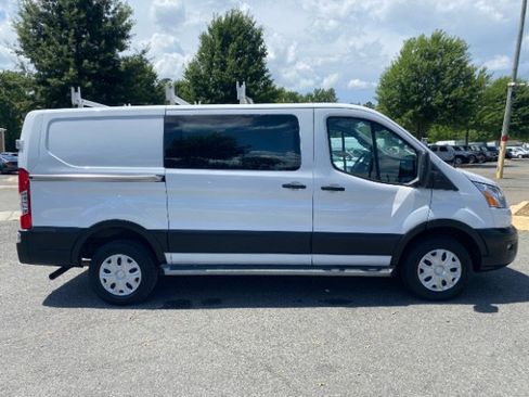 Used 2022 Ford Transit 250 Low Roof w/ Exterior Upgrade Package RWD image 3