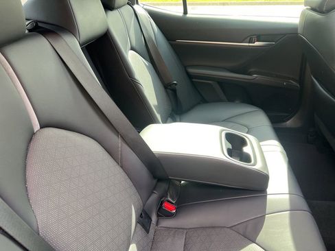 Used 2023 Toyota Camry XSE FWD image 14
