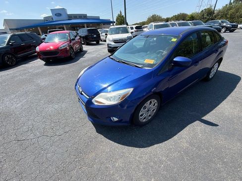 Used 2012 Ford Focus SE FWD image 16