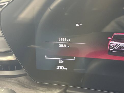 Used 2025 Audi Q5 Premium w/ 19" Wheel Package image 23