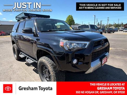 Used 2018 Toyota 4Runner TRD Off-Road Premium AWD/4WD image 1