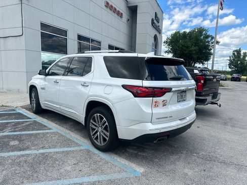 Used 2022 Chevrolet Traverse High Country w/ LPO, Floor Liner Package AWD/4WD image 4