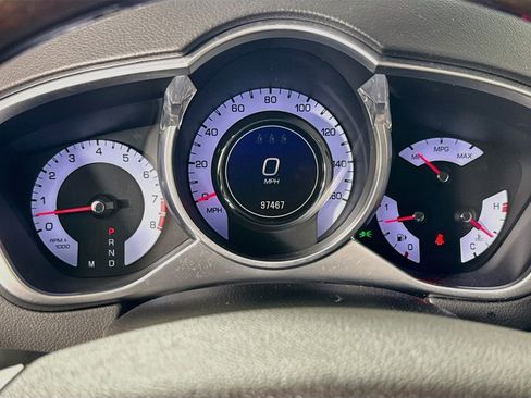 Used 2011 Cadillac SRX Luxury FWD image 12