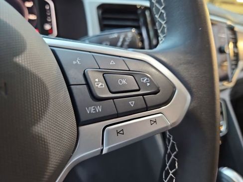 Used 2023 Volkswagen Atlas SE w/ Black Wheel Package image 26