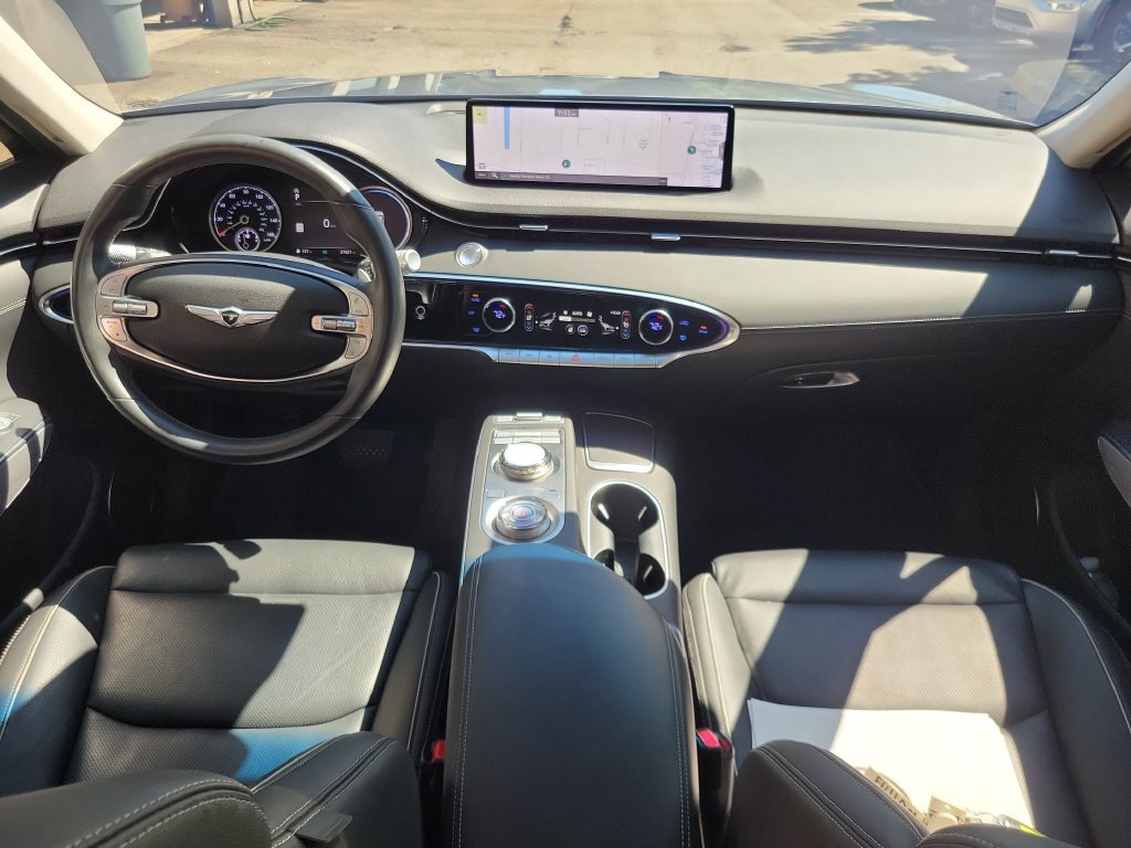 Used 2023 Genesis GV70 2.5T w/ Advanced Package AWD/4WD image 9