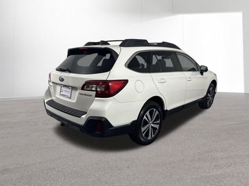 Used 2018 Subaru Outback 2.5i Limited image 35