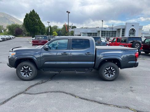 Used 2019 Toyota Tacoma SR w/ SR Convenience Package AWD/4WD image 13