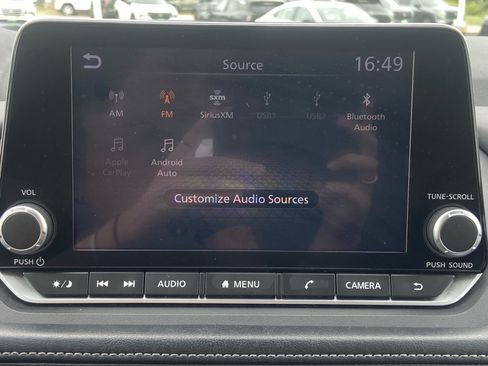 Used 2024 Nissan Rogue SV AWD/4WD image 21