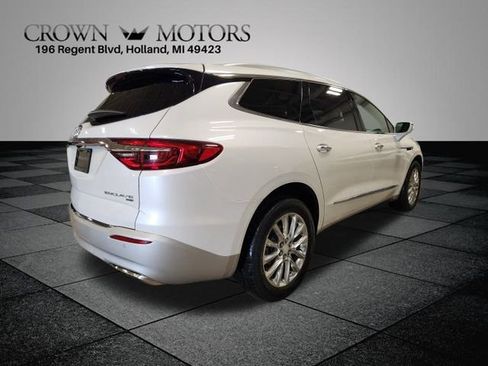 Used 2019 Buick Enclave Premium w/ Experience Buick Package image 3