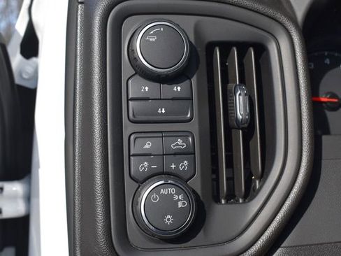 Certified 2025 Chevrolet Silverado 2500 Custom w/ Custom Value Package image 25