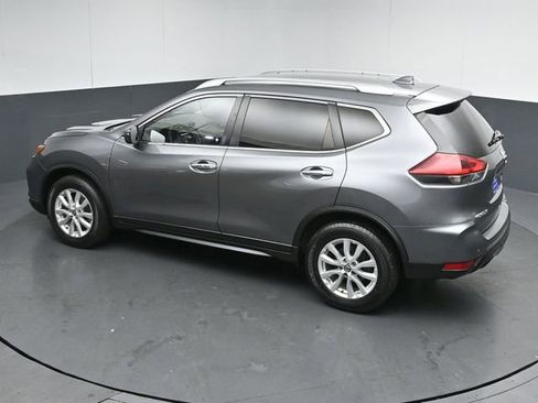 Used 2020 Nissan Rogue SV FWD image 46