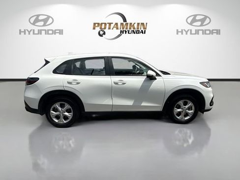 Used 2024 Honda HR-V LX image 4
