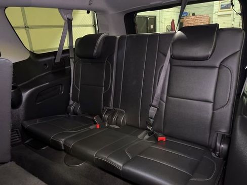 Used 2018 Chevrolet Suburban LT image 60