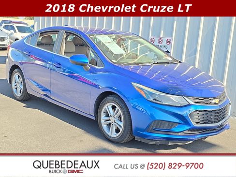 Used 2018 Chevrolet Cruze LT FWD image 1