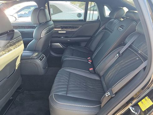 Used 2024 Genesis G90 3.5T image 10