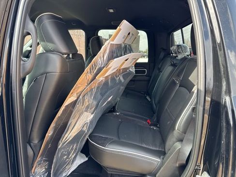 New 2026 RAM 3500 Laramie AWD/4WD image 18