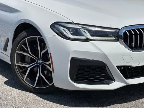 Used 2021 BMW 530i xDrive w/ M Sport Package AWD/4WD image 10