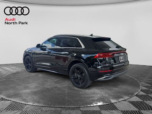 Used 2023 Audi Q8 Premium AWD/4WD image 3