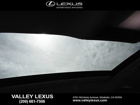Used 2015 Lexus LS 460 w/ Comfort Package RWD image 7