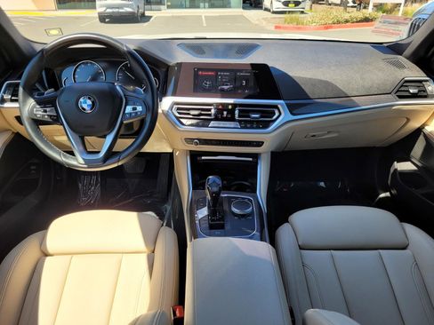 Used 2020 BMW 330i Sedan w/ Convenience Package RWD image 19