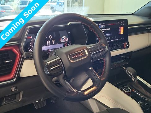 Used 2024 GMC Canyon AT4X image 9
