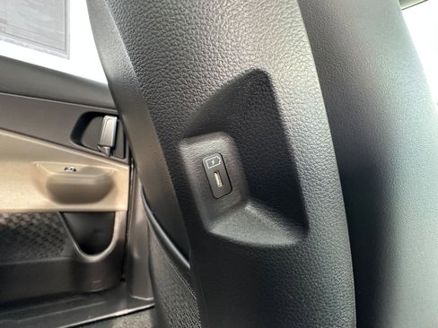 New 2026 Kia Carnival SX image 25