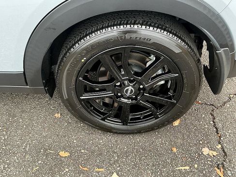 Certified 2024 Nissan Kicks SR w/ SR Premium Package image 8